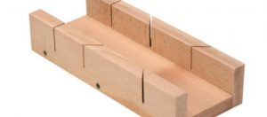 How to Use a Miter Box - Phox